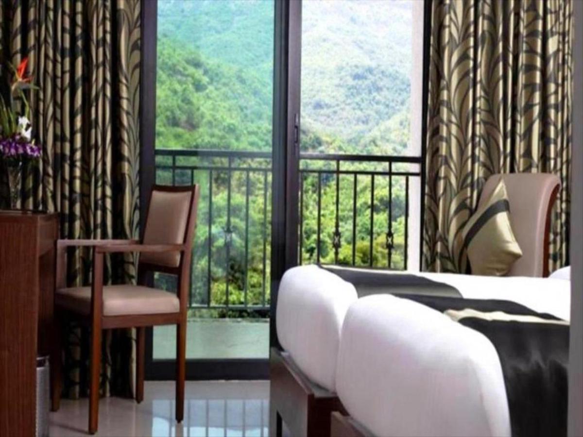 Celebration Lavasa Hotel Exterior foto